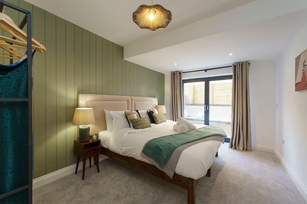 Lilyturf - 2 Bedroom Luxury Apartment By Mint Stays Bristol Exterior foto